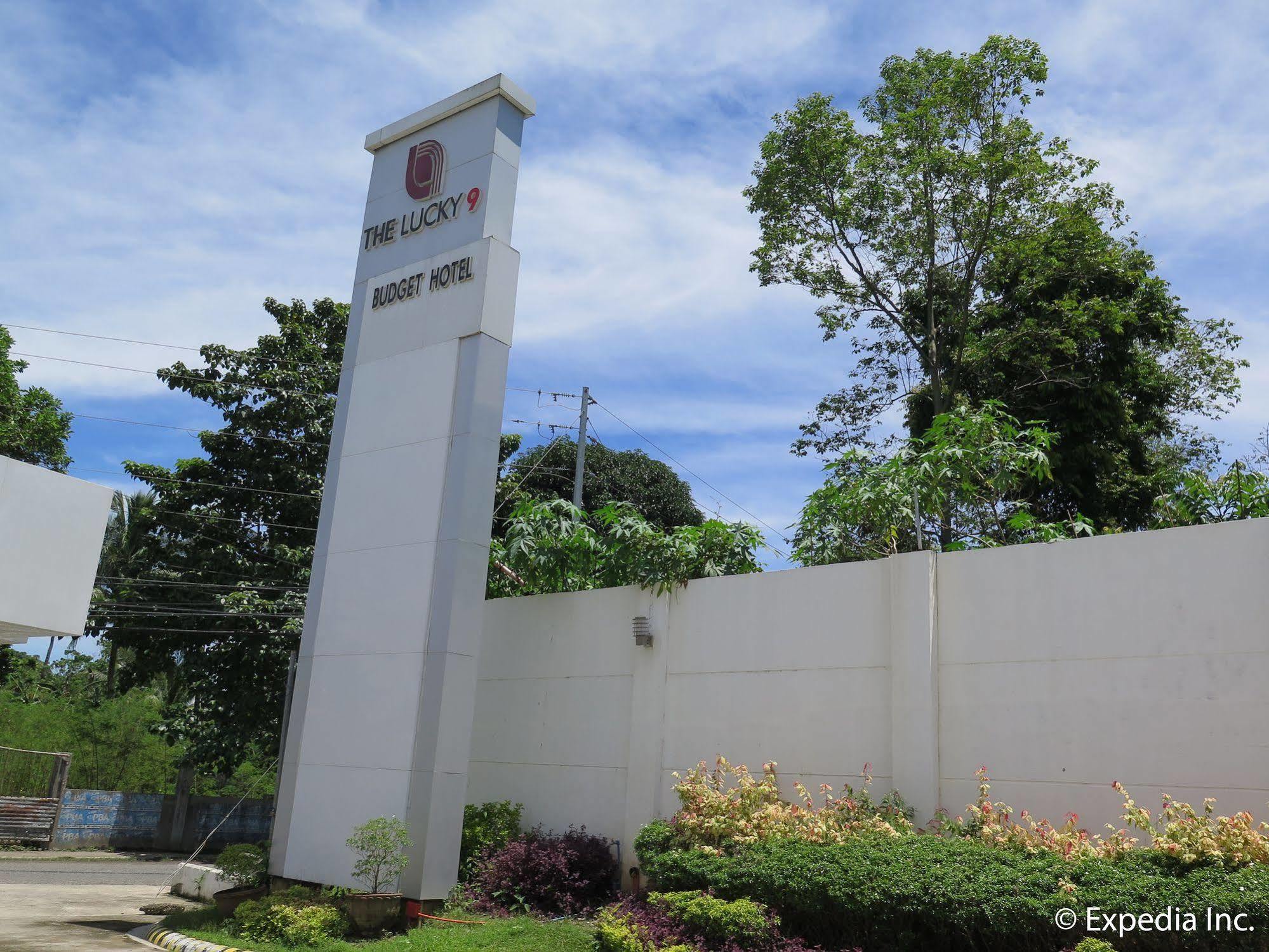 The Lucky 9 Budget Hotel Tagum Exterior foto